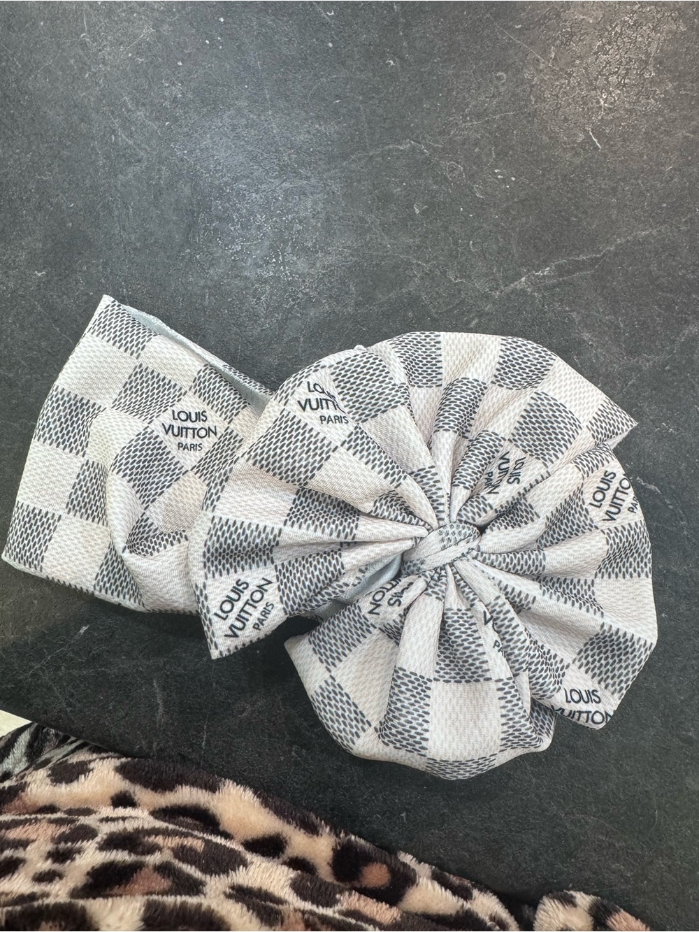 Louis Vuitton Kids Checkered Bow Headband - White & Gray
